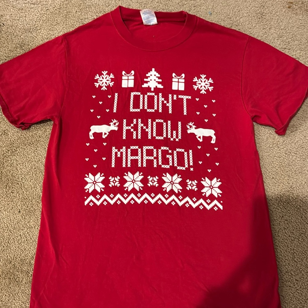 “I don’t know Margo” shirt. Size Adult Small